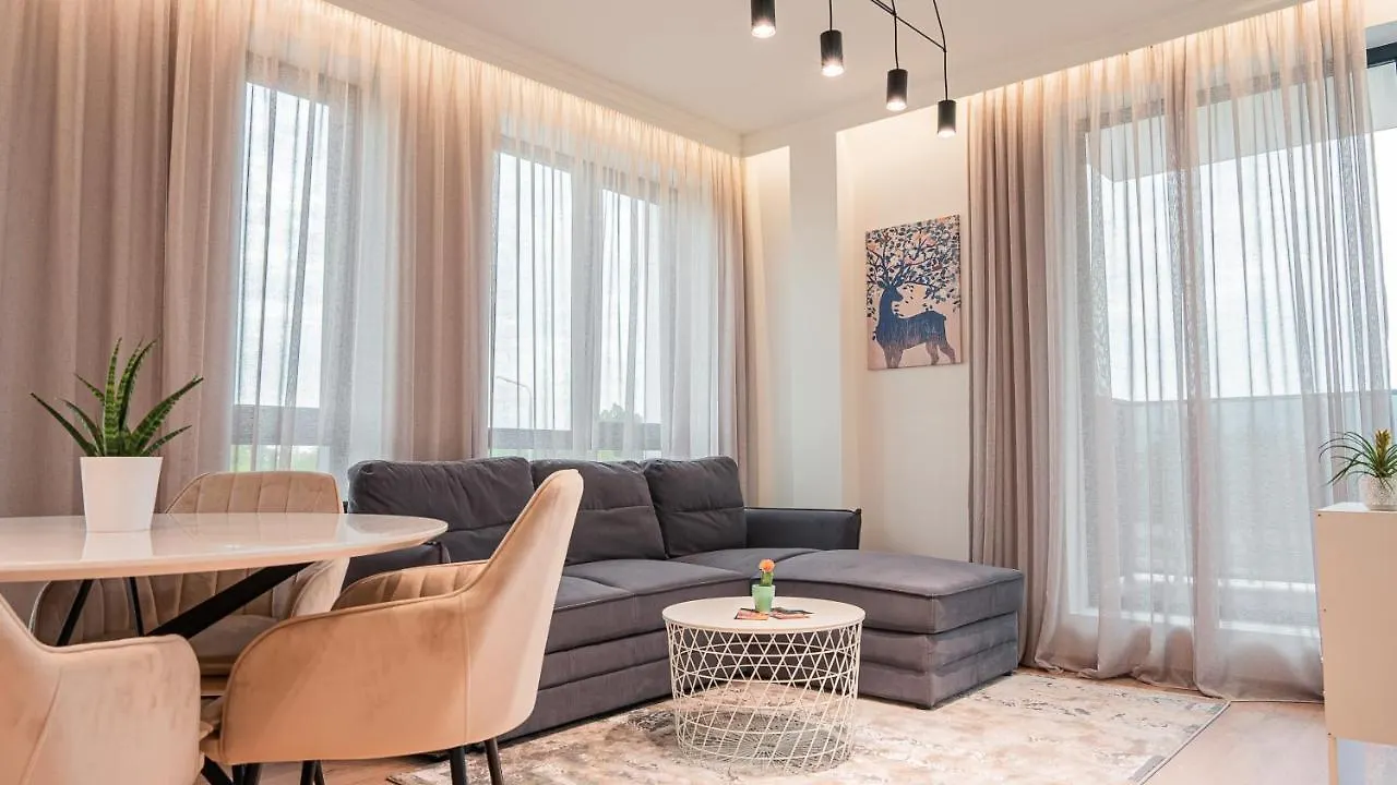 Daire Urban Exec Suite With Free Gym Pass And Full Office Setup Filibe