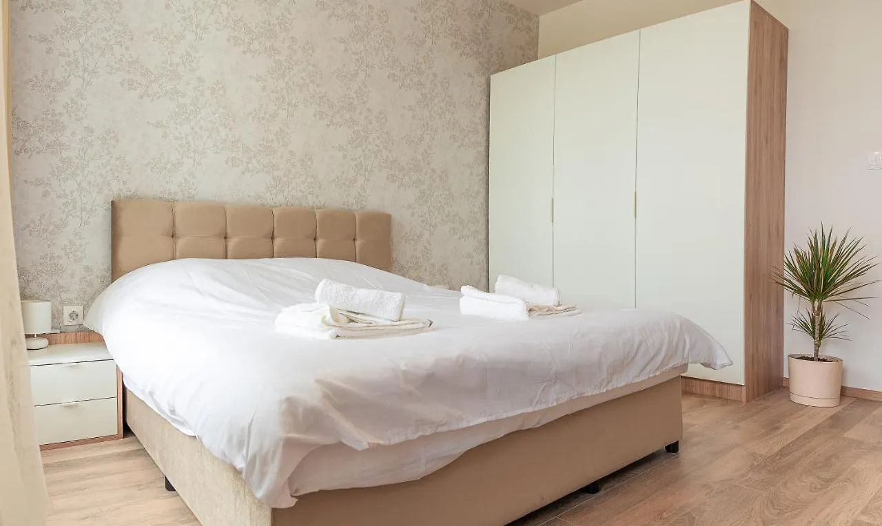 Urban Exec Suite With Free Gym Pass And Full Office Setup Filibe