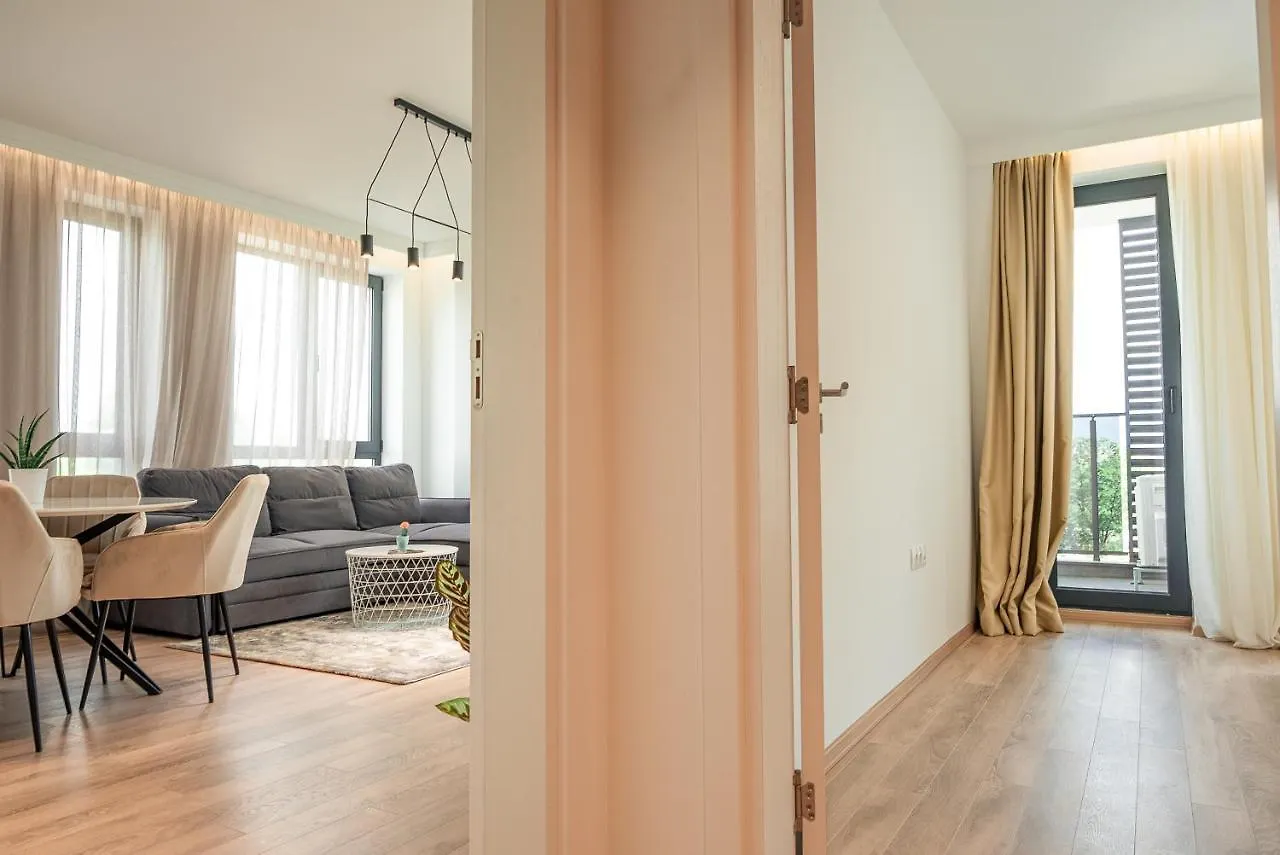 Urban Exec Suite With Free Gym Pass And Full Office Setup Filibe 0*,